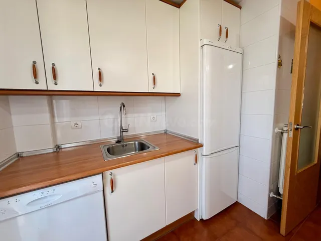 ESPECTACULAR CHALET ADOSADO CON JARDÍN PRIVADO, ÁTICO Y GARA - foto 5