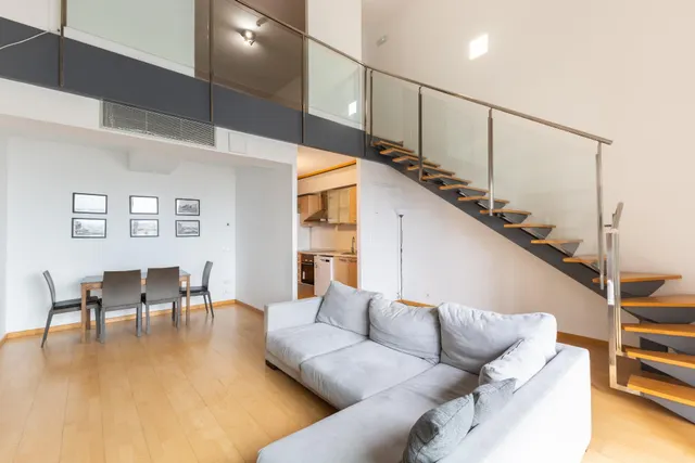 Loft dúplex de 90 m2 con terraza y zonas comunes — 15