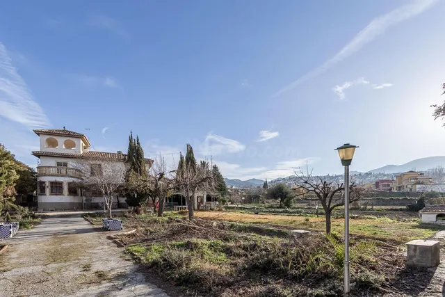 CASA CON MÁS DE 4000 METROS DE PARCELA EN MONACHIL - foto 2
