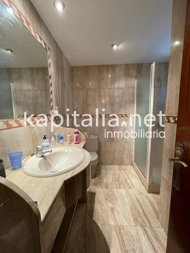 Casa + Local a la venta en Bocairent. — 17