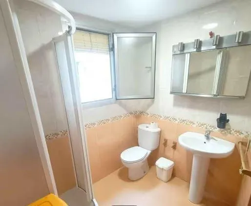 SE ALQUILA PISO PARA ESTUDIANTES - foto 5