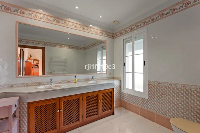 Chalet 4 habitaciones 571m² en venta - Marbella — 38