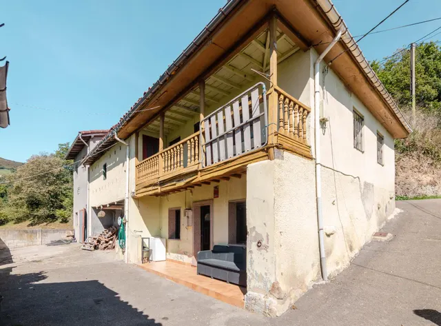 Una casa con esencia asturiana, naturaleza y vistas al Aramo y al Angliru — 35
