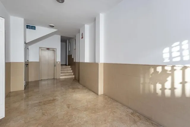 Piso con garaje, trastero y excelente ubicación en Huétor Vega — 17