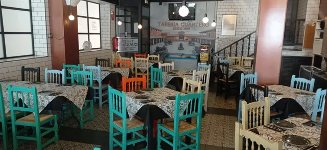 SE VENDE NEGOCIO DE HOSTELERIA, EN PLENO FUNCIONAMIENTO. — 9