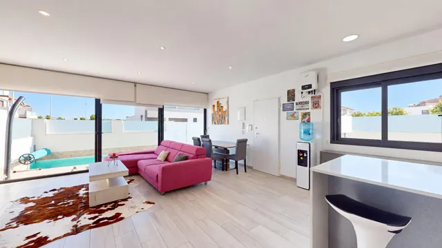 Amplia VILLA de nueva construcción con piscina privada en San Pedro del Pinatar — 9