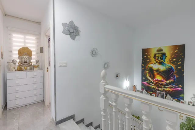 Chalet 3 habitaciones 113m² en venta - Zona aeropuerto — 28