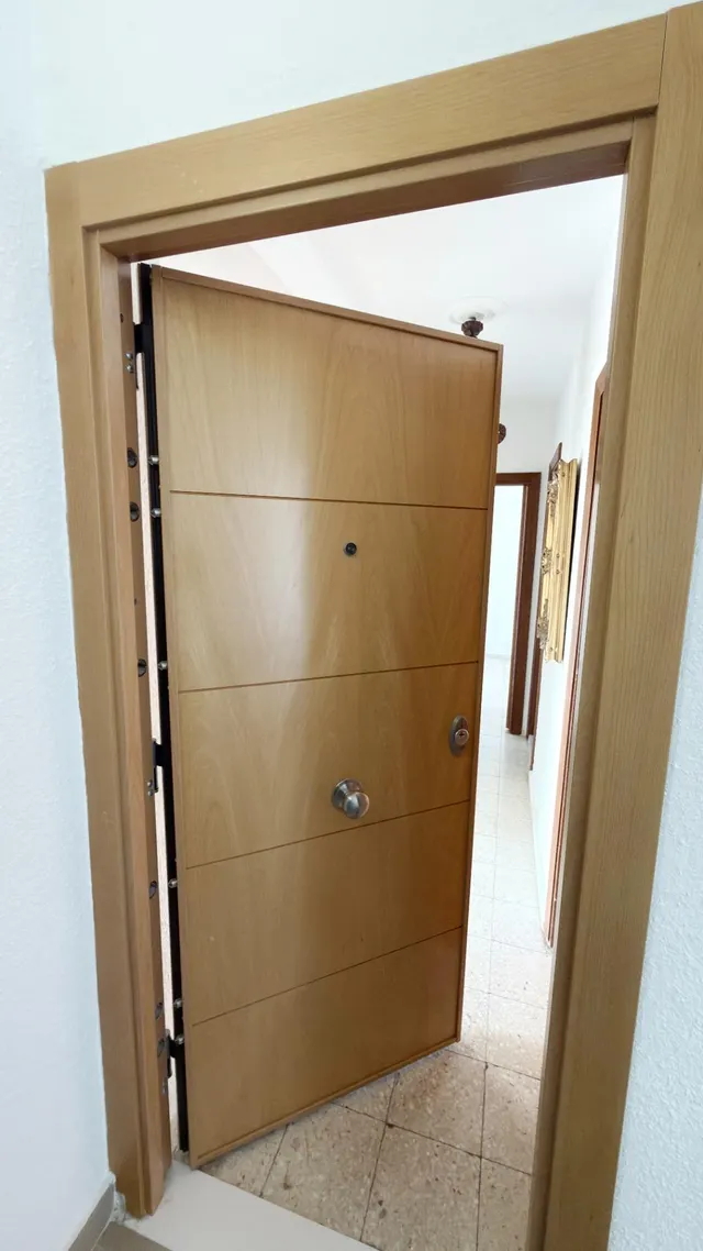LUMINOSO PISO EN VENTA EN LA ORDEN (HUELVA) — 25
