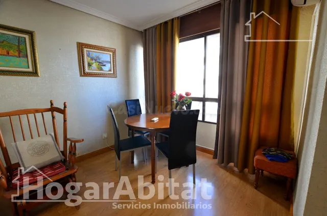 ALTO, AMPLIO Y EXTERIOR CON GARAJE Y BALCÓN, CERCA DE LA AV  - foto 5