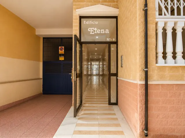 Apartamento 2 habitaciones 67m² en venta - Estacion de autobuses — 36