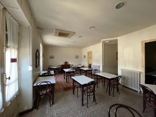 ALQUILER RESTAURANTE PLAZA AYUNTAMIENTO — 5