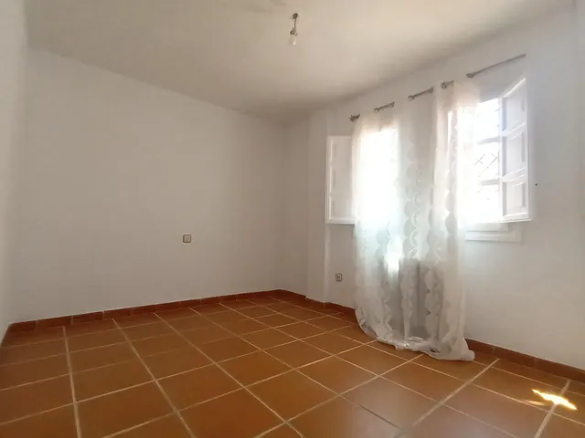 VILLA DE LOS CIPRESES - Exclusiva villa independiente con piscina privada en Villas Blancas (Albolote – Granada) — 46