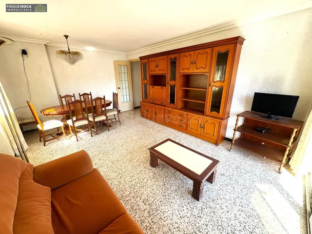 4 Planta con Ascensor, vivienda grande de 100 m2, de 4 Dormi - foto 5