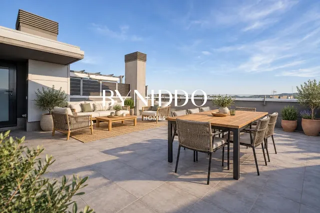 Ático de 4 habitaciones en venta en Can Mates