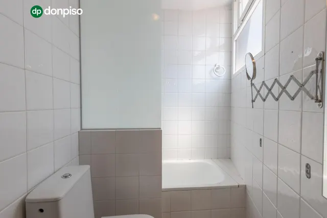 FANTÁSTICO TRÍPLEX EN CÁJAR: UNA VIVIENDA LLEVA DE AMPLITUD Y LUMINOSIDAD — 36