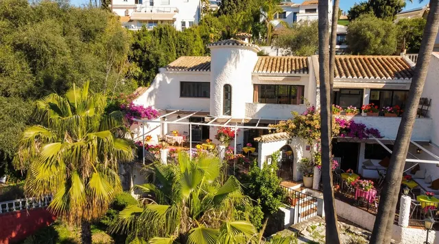 Restaurante 2 habitaciones 214m² en venta - Riviera del sol — 35