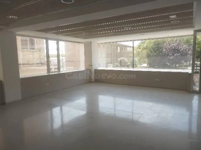 Local en alquiler — 3