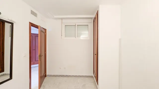 PLANTA 13 CON VISTAS AL MAR EN TORREVIEJA — 13