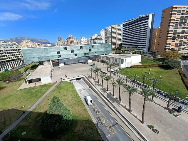 SE VENDE ÁTICO TRIPLEX EN ZONA L'AIGÜERA SEVENDGROUP.COM — 47