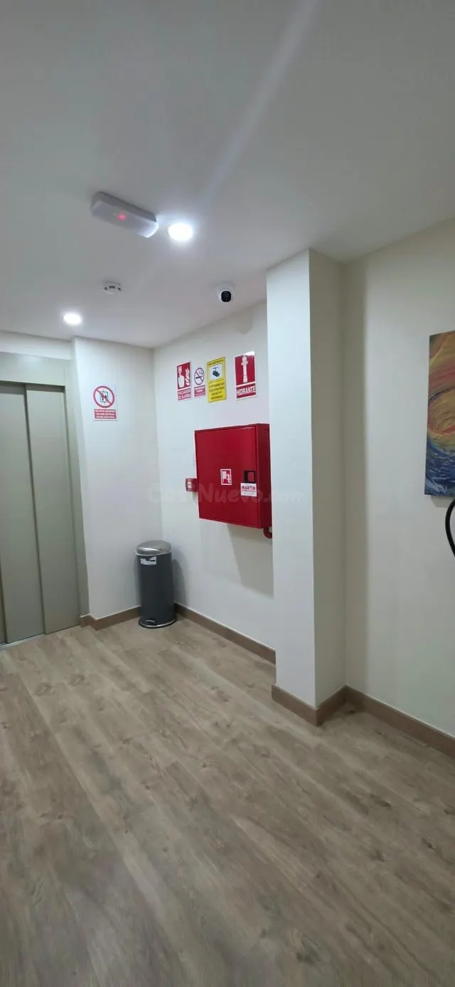 Hotel de 2 estrellas reformado en La Marina de Elche, zona Guardamar — 3