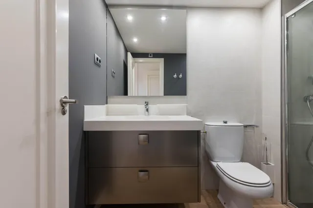 Amplia vivienda 2 dormitorios — 19