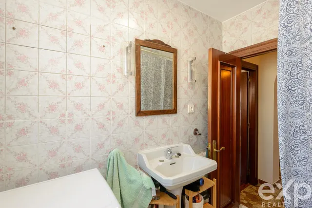 Piso en venta en avenida torrelavega, Oviedo – amplitud y ubicación — 18