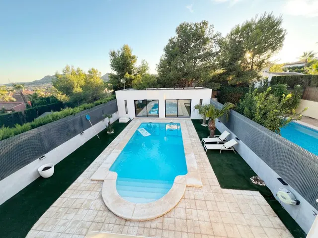 Moderno Pareado en Alenda Golf con Piscina y Sostenibilidad — 23