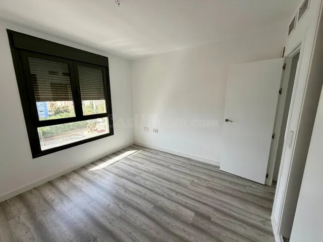 Exclusivo apartamento con piscina, gimnasio, sauna, garaje y trastero en Vega de Acá — 19