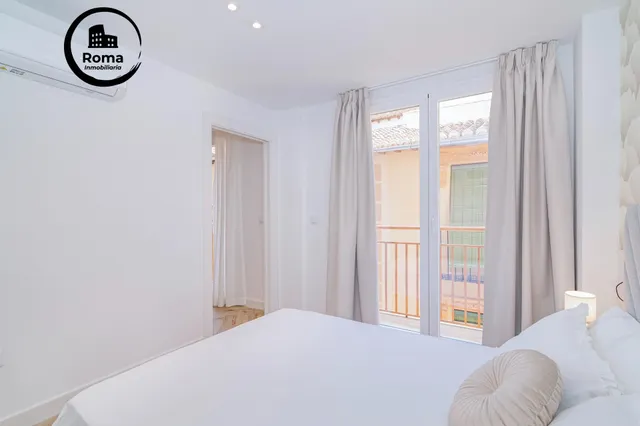 Edificio premiun gran lujo  nuevo totalmente reformado y equipado con mobiliario exclusivo  en el centro de Granada — 37