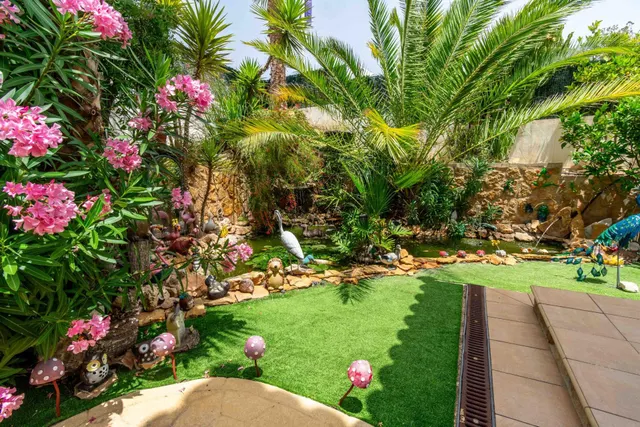Villa 3 habitaciones 180m² en venta - Sierra cortina — 30