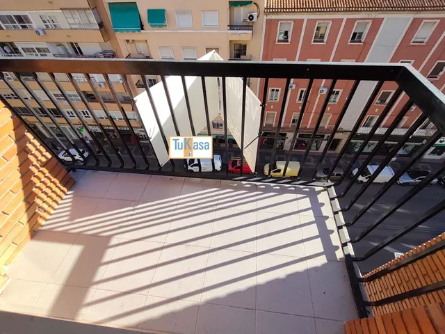 piso en Venta Centrico, a escaos metros de la Cruz de los Caidos, Cáceres — 11