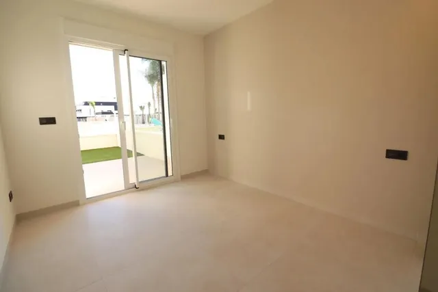 Apartamento 2 habitaciones 88m² en venta - Urbanizaciones — 18