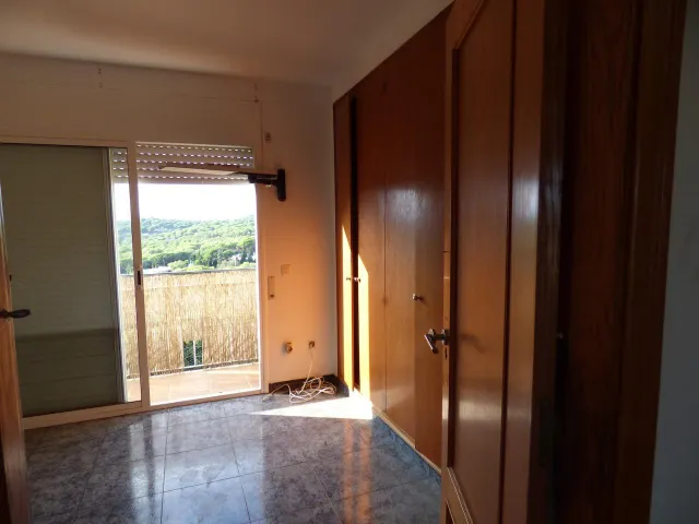 Casa en Blanes con Vistas y Potencial de Reforma por solo €199,000 — 18