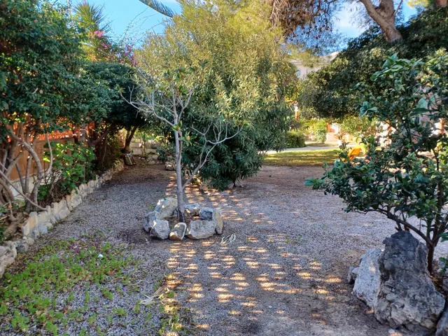 Casa única a la venta en la zona Pla de Sant Pere Les Salines Cubelles 1.170 m2 de parcela y POSIBIL — 45
