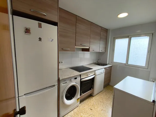 Piso de 54m2 útiles AMUEBLADO. Distribuido en dos dormitorios, salón, cocina y baño — 11