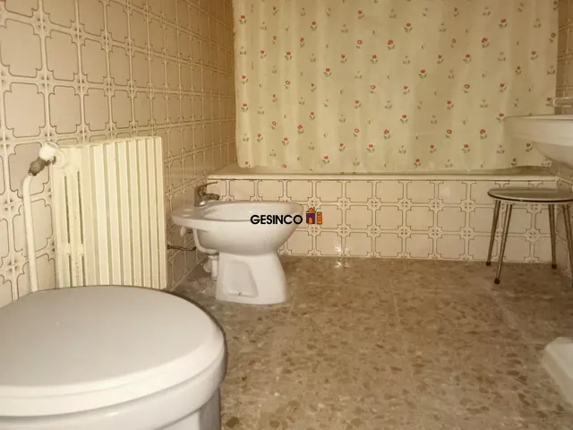 GRAN CASA EN VENTA EN AIELO DE MALFERIT — 16
