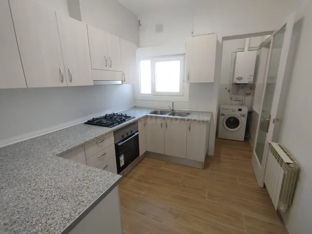 PISO EN VENTA CON TRASTERO - foto 2