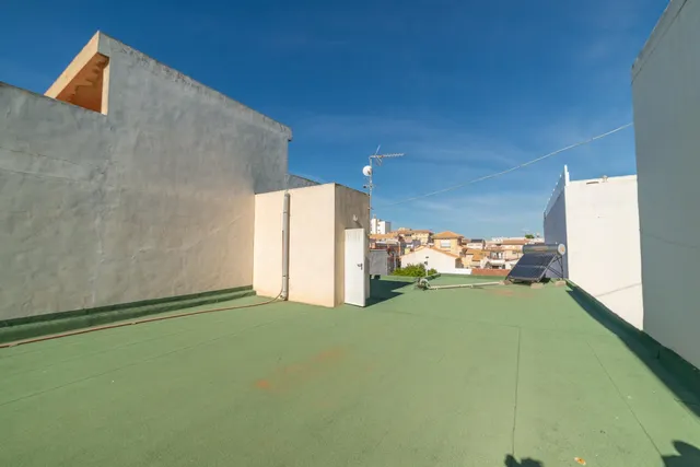 Local comercial 306m² en venta - Centro urbano — 22