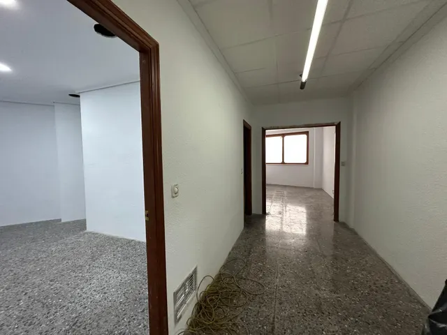 Local comercial en Alquiler en Lliria — 11