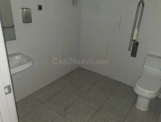 Local en venta en Sevilla — 5