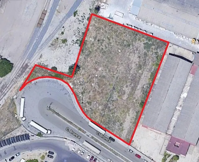 ÚLTIMA PARCELA INDUSTRIAL EN PG. ARGALES — 6