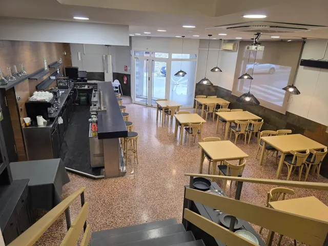 Traspaso bar-restaurante en Igualada zona poble sec!! — 17