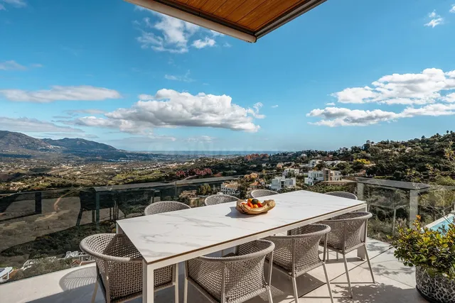 Chalet 6 habitaciones 640m² en venta - Ojen pueblo — 3