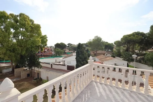 Villa 5 habitaciones 235m² en venta - Los Balcones - Los Altos del Edén — 30