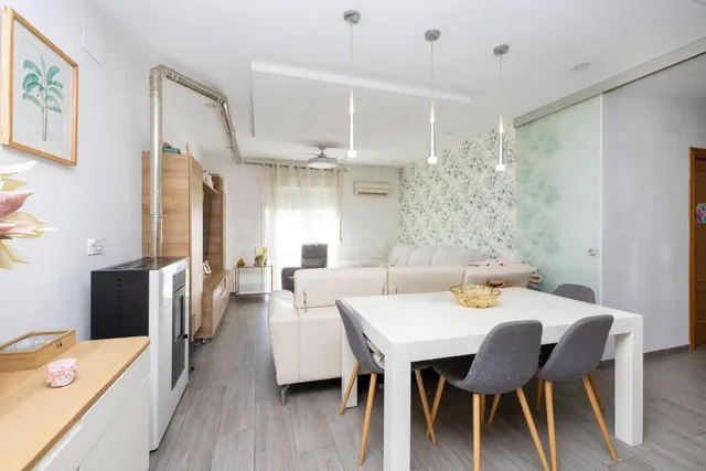 ¡Piso en Atarfe con cochera y trastero incluido! ✨