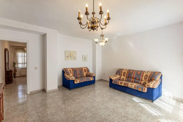 GRAN PISO EN LOS VILLARES - JAEN — 3