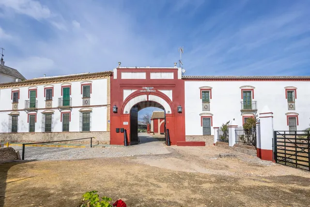 Hacienda 7 habitaciones 2003m² en venta - Palomares del Río