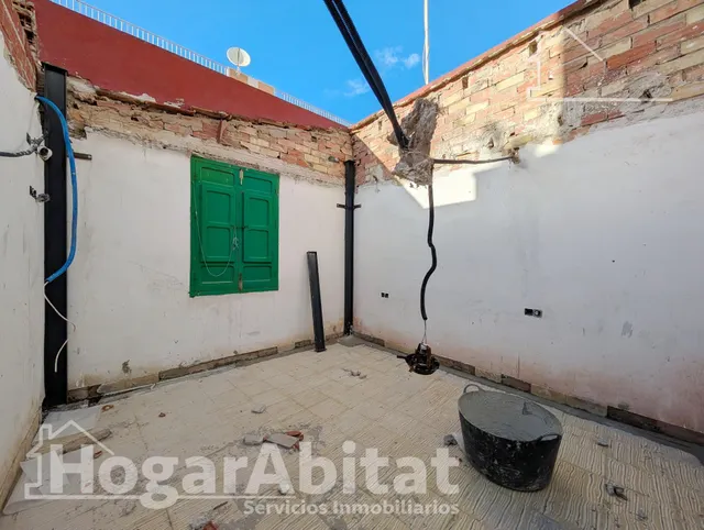 ¡MAGNÍFICA VIVIENDA! ACOGEDORA Y LUMINOSA CON TERRAZA Y BALCÓN, EN EL CENTRO — 26
