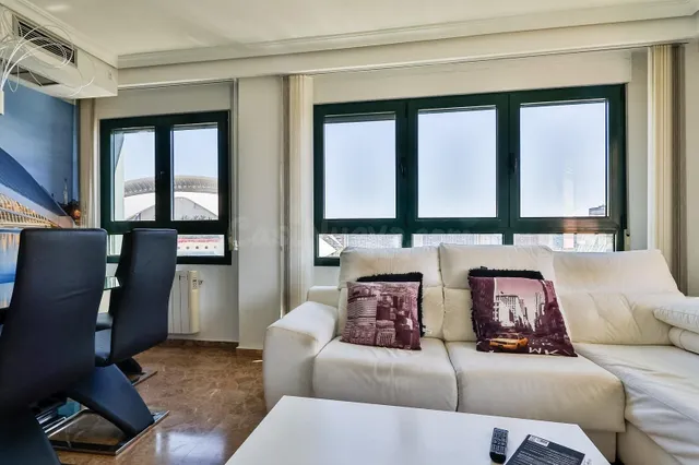 ¡Exclusivo ático en Mont-Olivet, Valencia! - foto 4