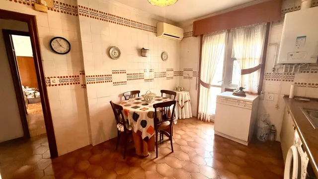 Piso Amplio y Luminoso en el Corazón de la Ciudad 3 habitaciones grandes balcones y garaje para coche pequeño — 35